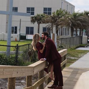 Meet your Posher, Maxwell